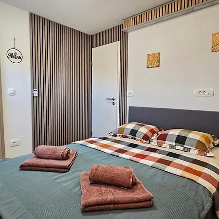 Apartmaji Stars Mavcice ภายนอก รูปภาพ