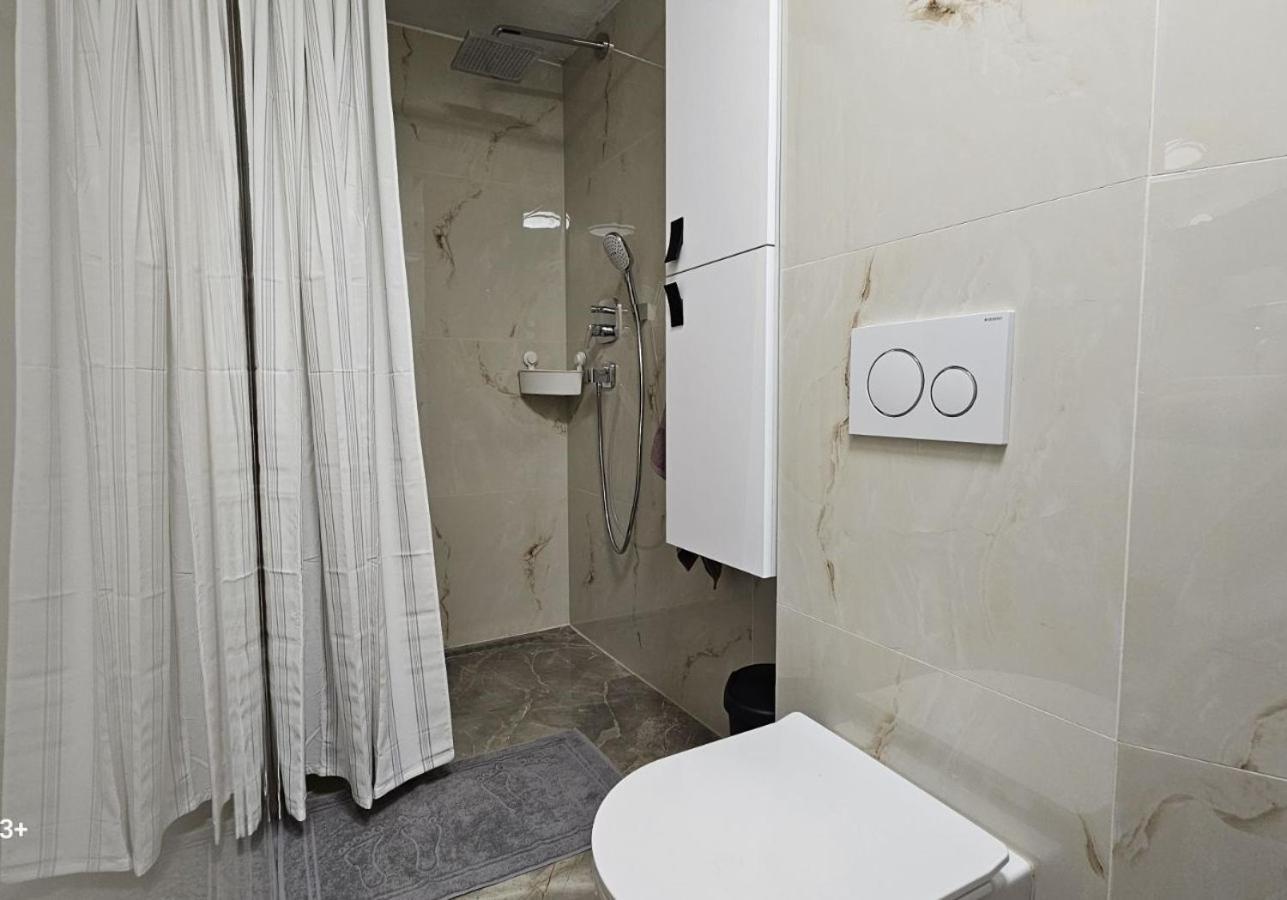 Apartmaji Stars Mavcice ภายนอก รูปภาพ